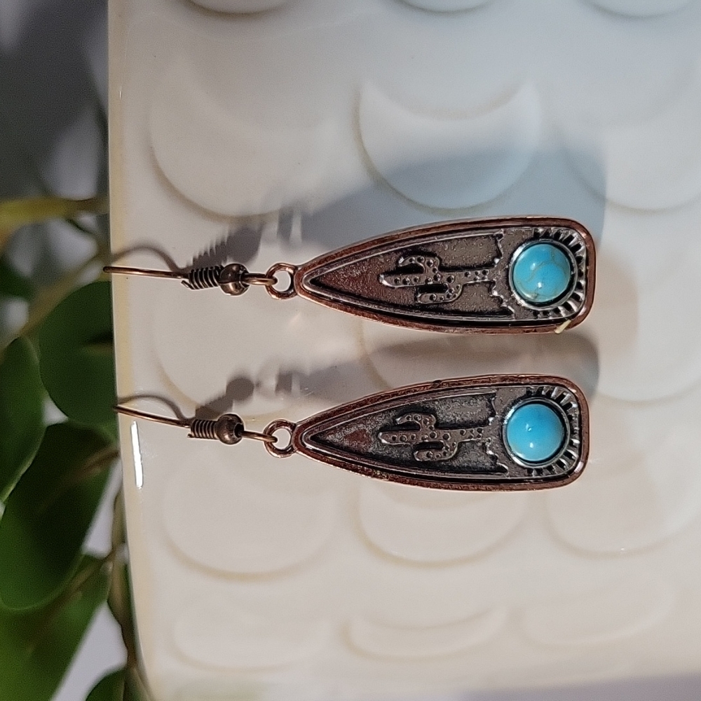 🔥LAST PAIR🔥Cactus and Turquoise Etched Pendant Drop Earrings - Picture 4 of 7